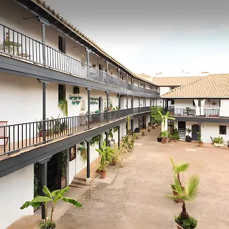 Apto En Historico Patio Andaluz *
